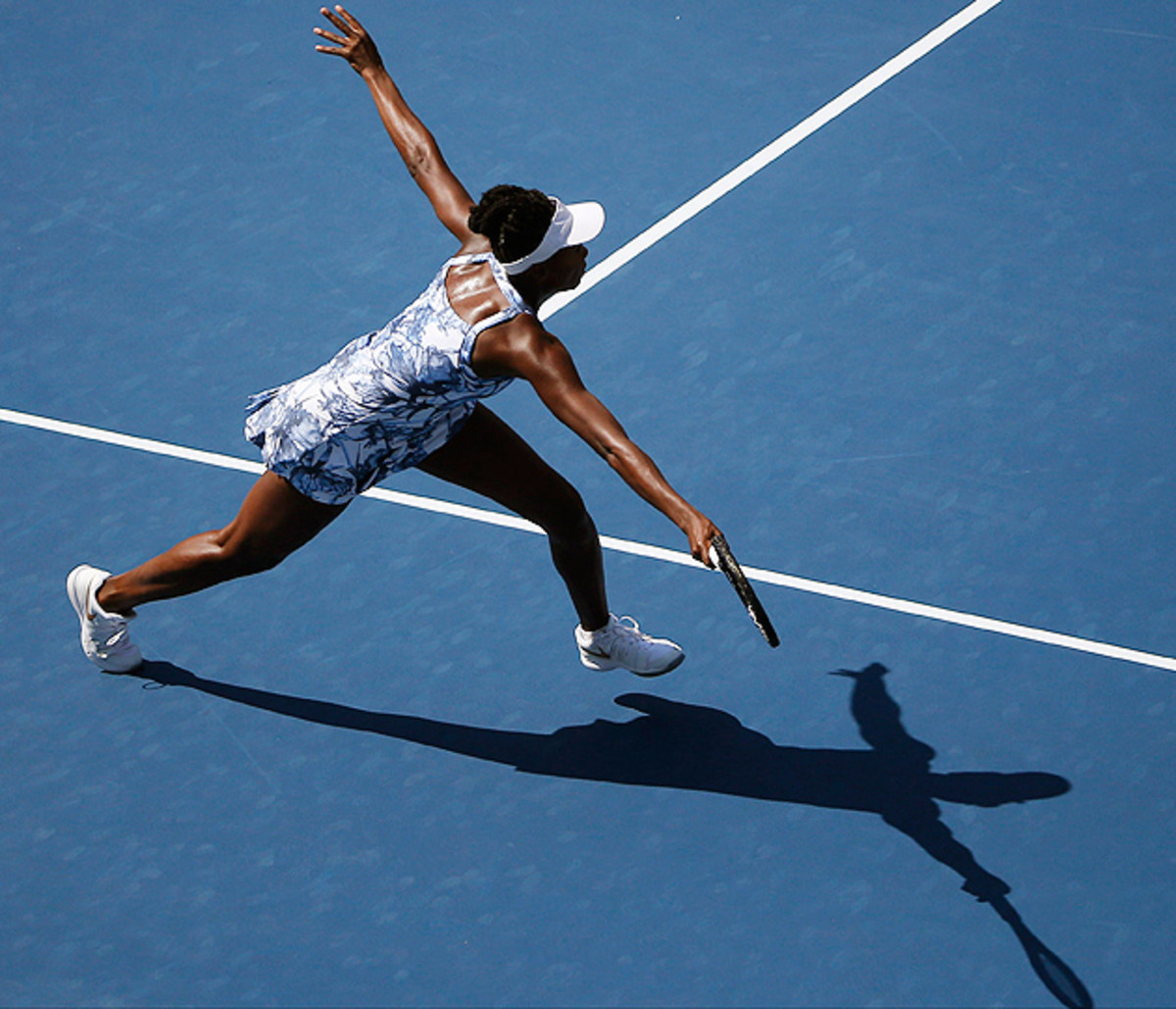 Venus Williams improved her head-to-head record against Kimiko Date-Krumm to 4-0.