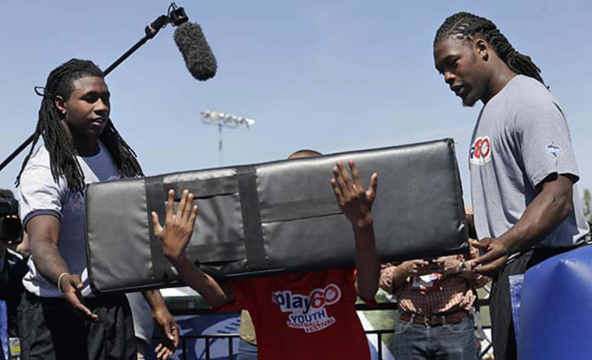 140507154858-watkins-clowney-single-image-cut.jpg