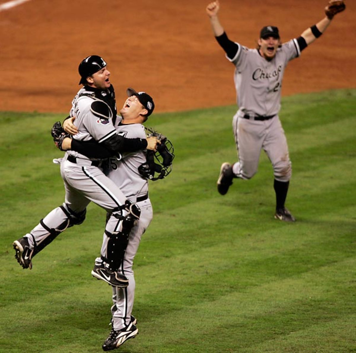 White Sox defeat Astros, 4-0