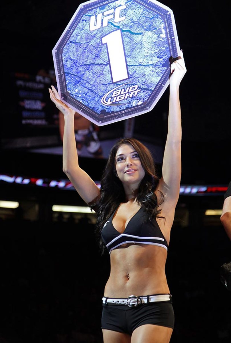 Ring Card Girls Sports Illustrated