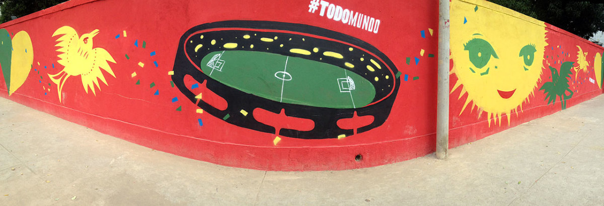 soccer-graffiti-mural-rio-IMG_8443.jpg