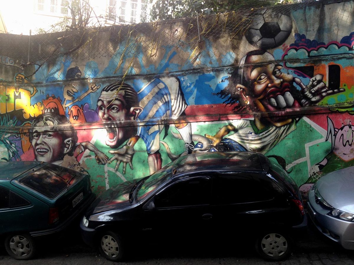 soccer-graffiti-mural-rio-IMG_8583.jpg
