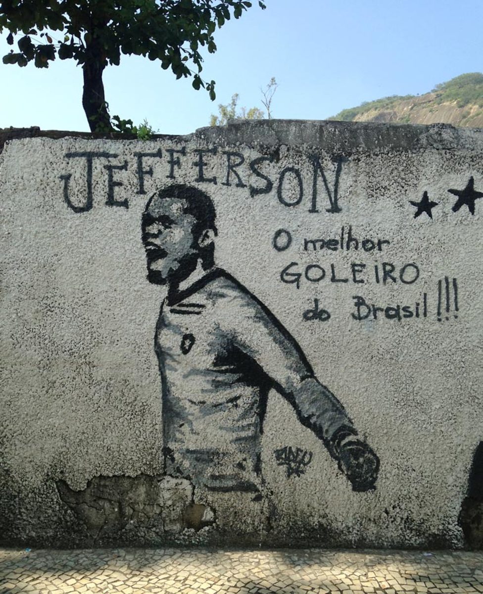 soccer-graffiti-mural-rio-IMG_8608.jpg