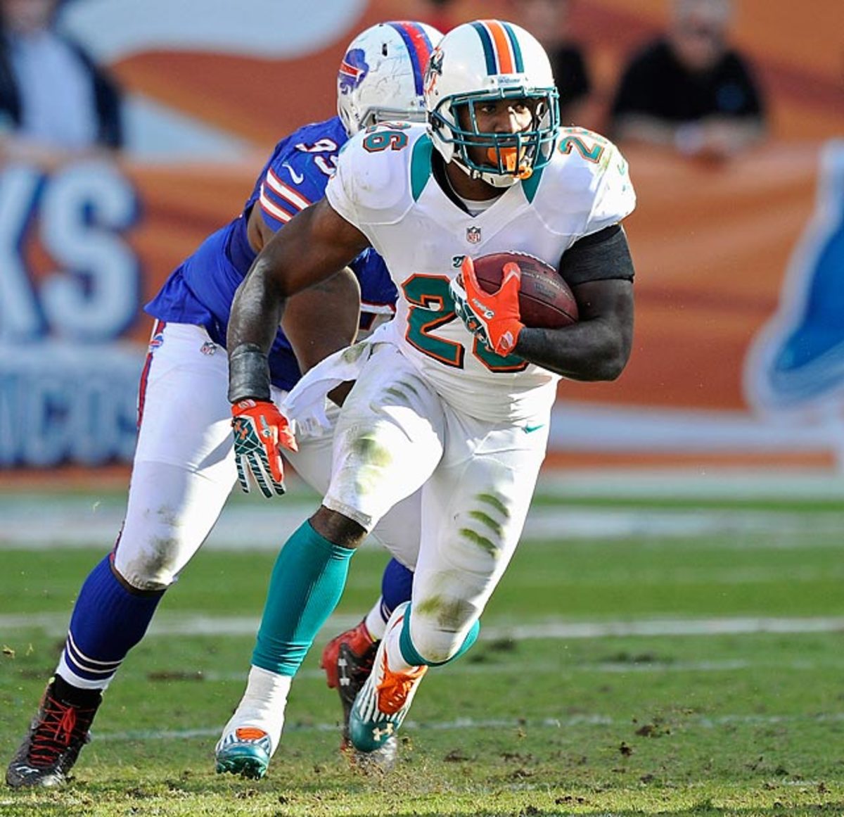130718130334-miami-dolphins-lamar-miller-single-image-cut.jpg