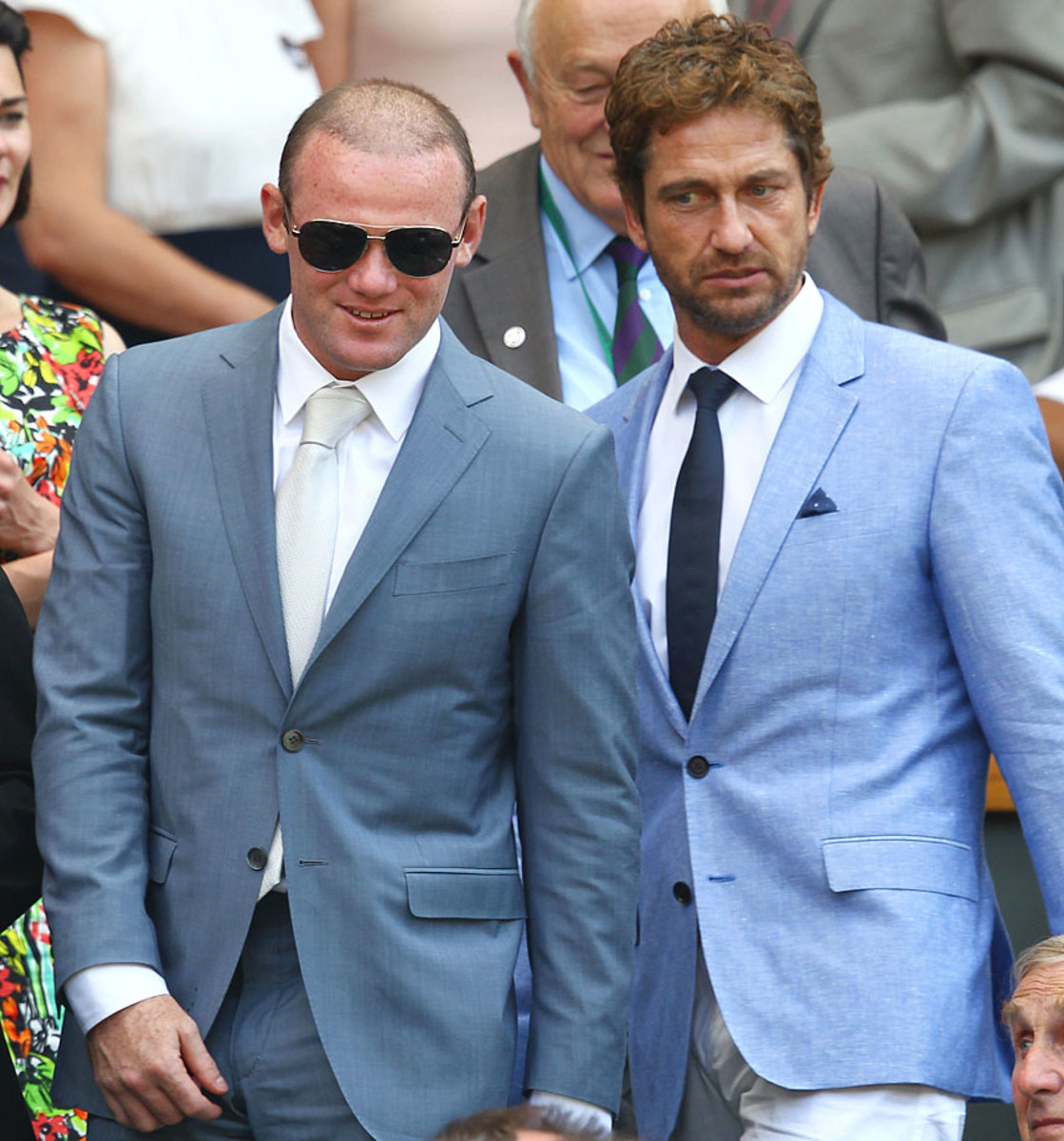 2013-wayne-rooney-gerard-butler.jpg