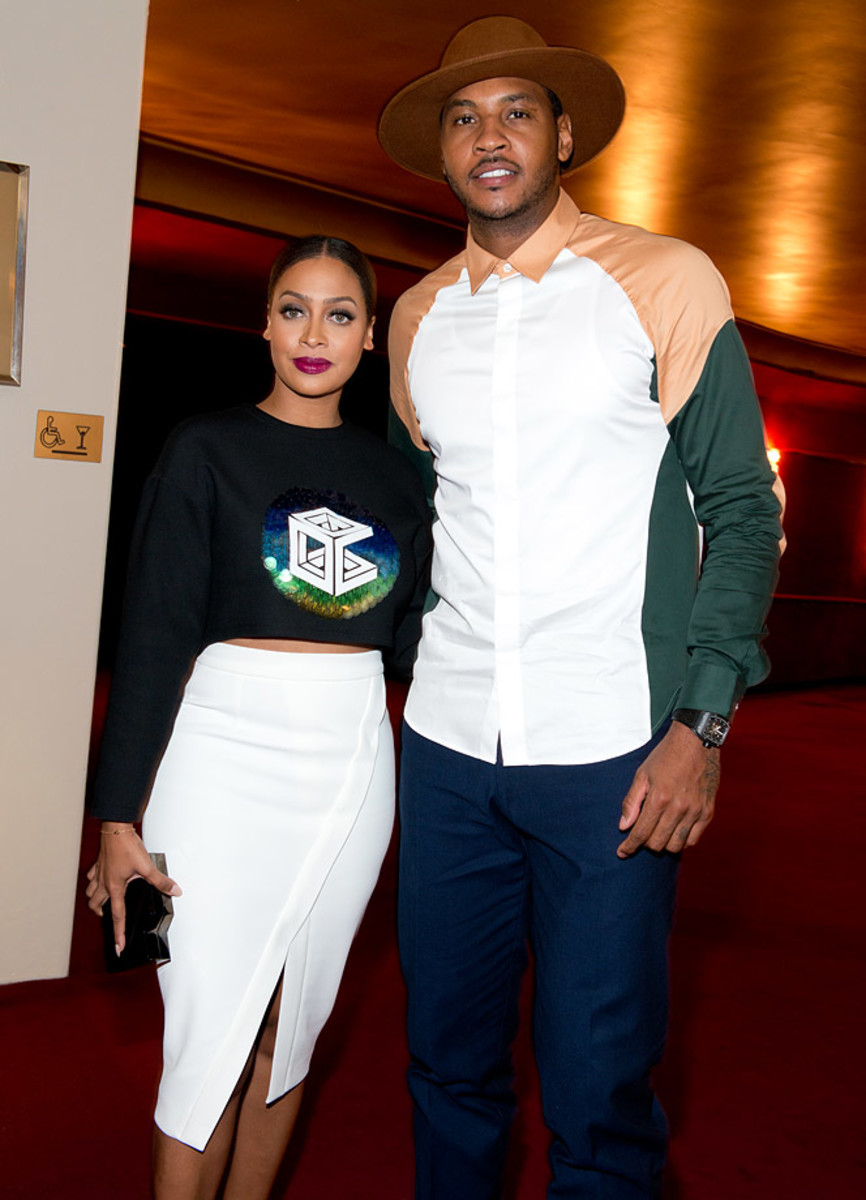 2014-0907-Carmelo-Anthony-La-La-Vazquez.jpg