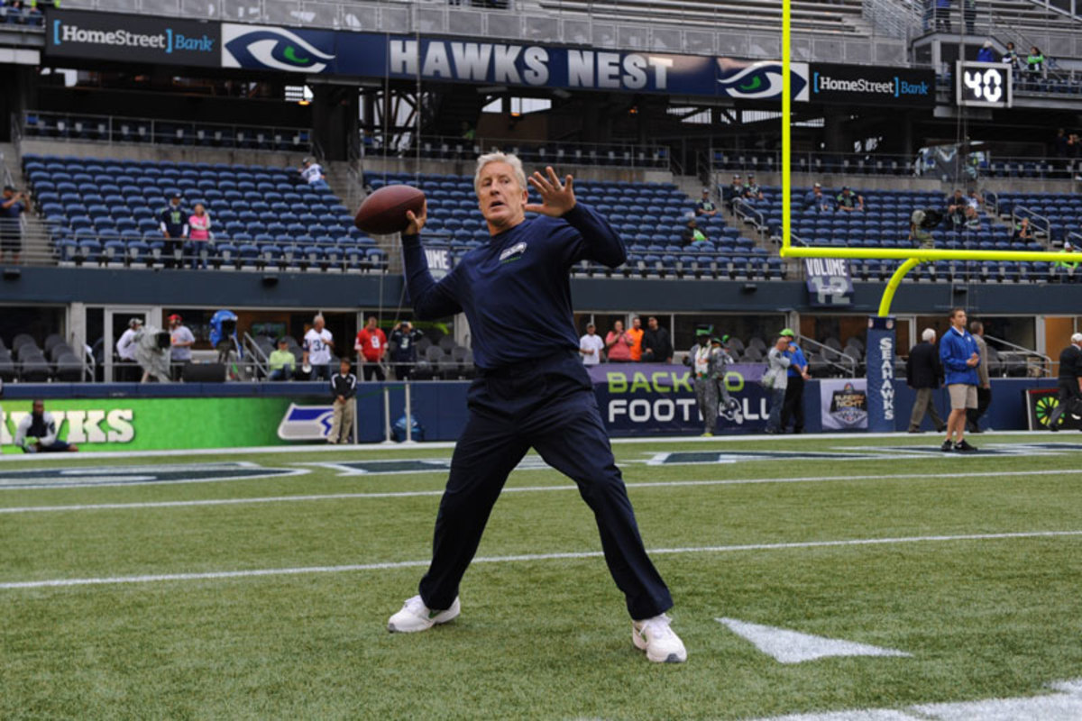 pete-carroll-pass-0915-rm.jpg