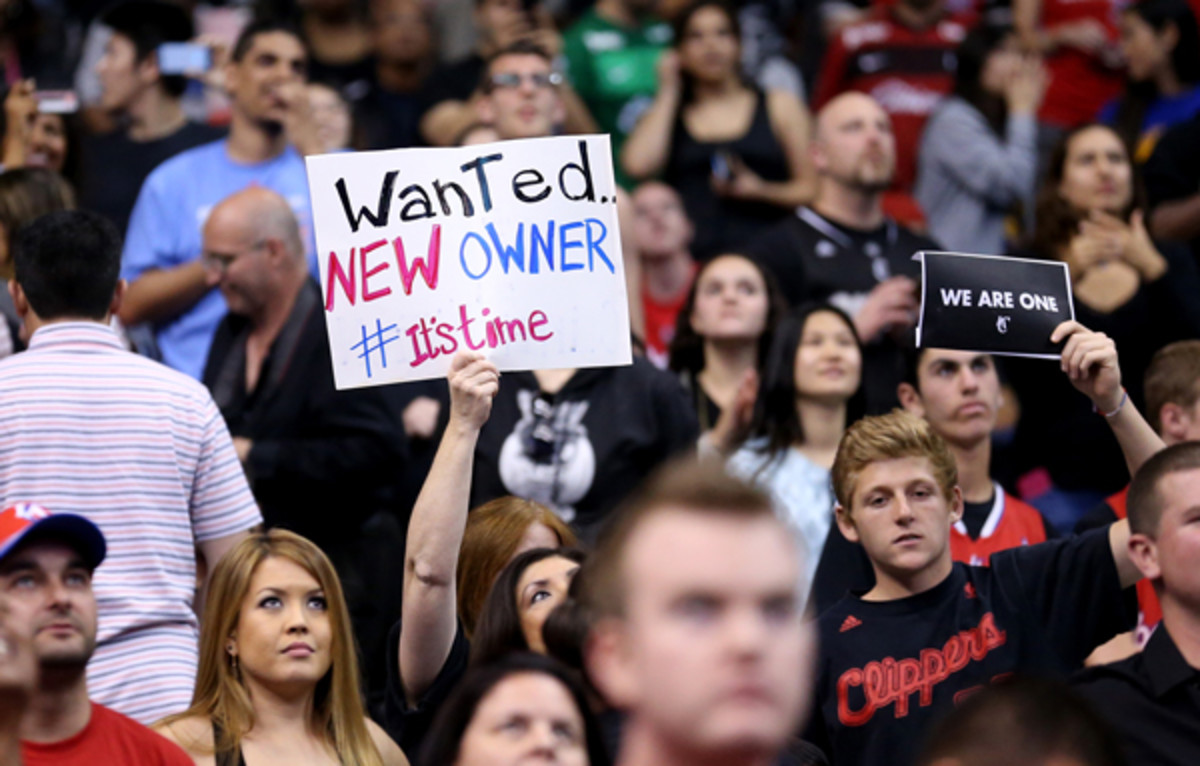 Heat show solidarity with Clippers by staging silent protest against Donald  Sterling - Sports Illustrated