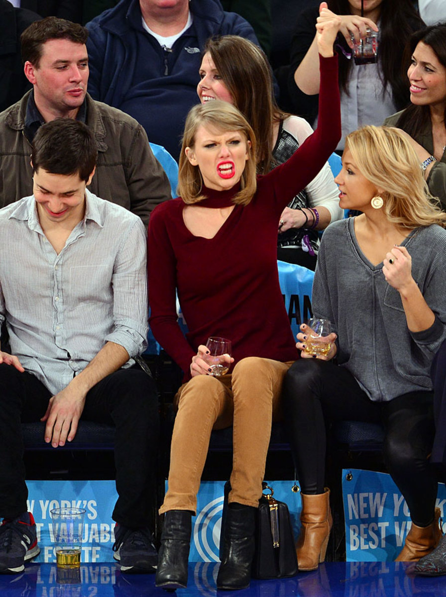 Taylor-Swift-Knicks-game-458901166.jpg