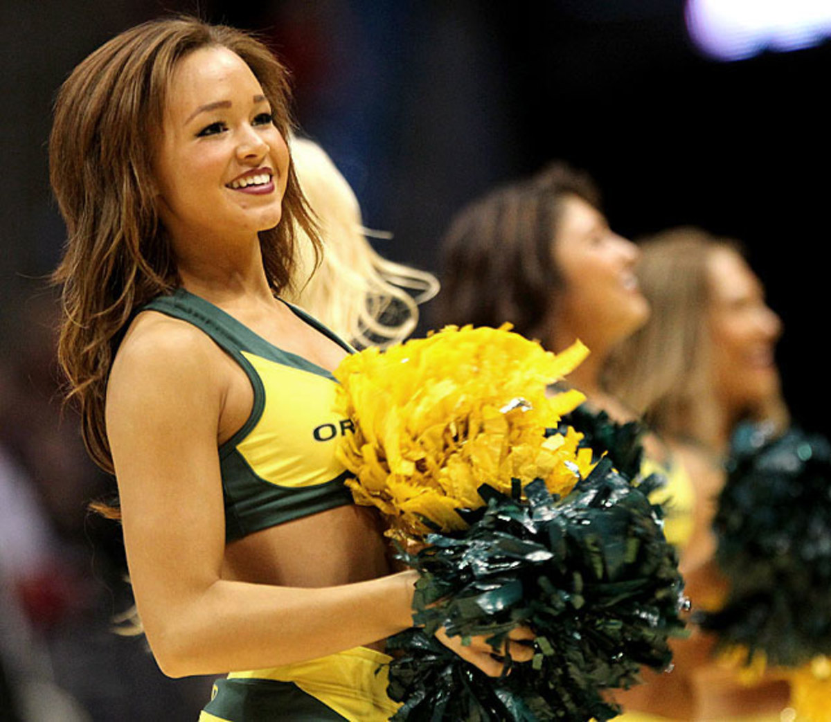 140326180730-oregon-cheerleaders-479762747-single-image-cut.jpg