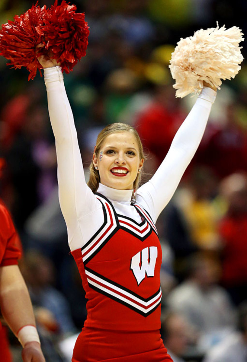 140326180826-wisconsin-cheerleaders-480084737-single-image-cut.jpg