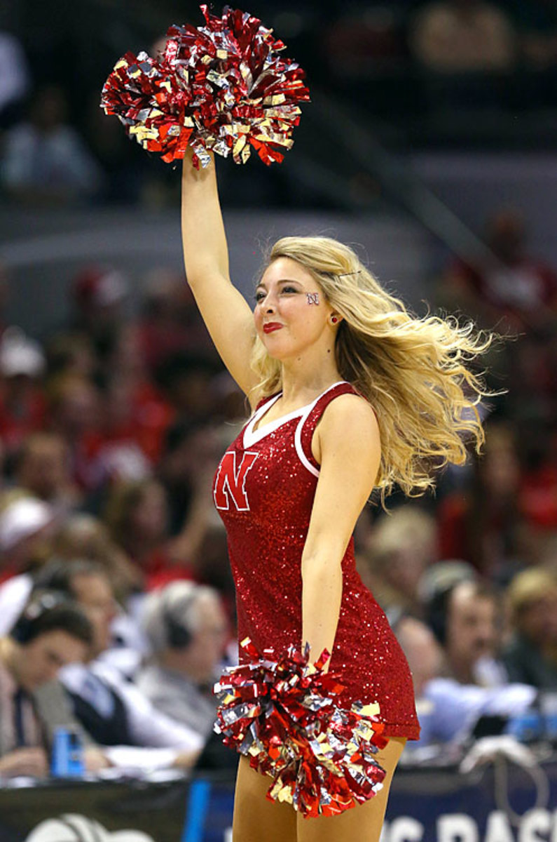 140326180635-nebraska-cheerleaders-479912571-single-image-cut.jpg