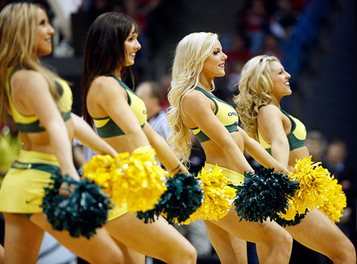 140326180741-oregon-cheerleaders-4d89573b4f1d43118aaea62773f80cf8-0-single-image-cut.jpg