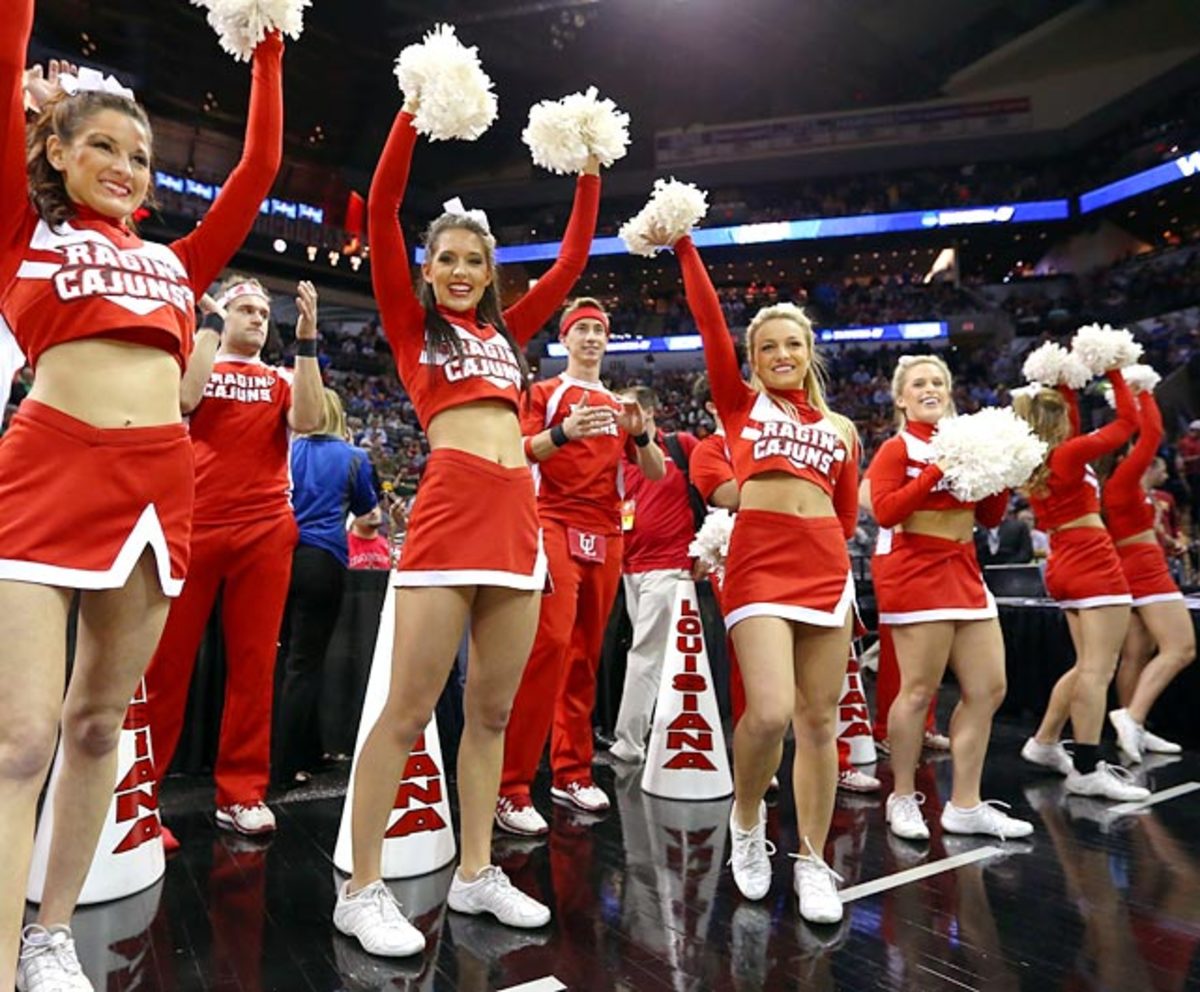 140326180621-louisiana-lafayette-cheerleaders-479932975-single-image-cut.jpg