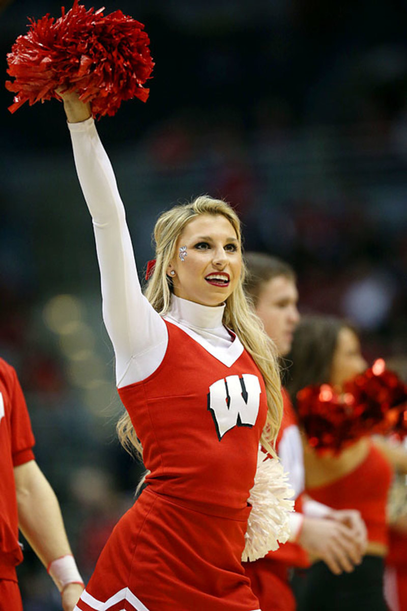 140326180823-wisconsin-cheerleaders-479740979-single-image-cut.jpg
