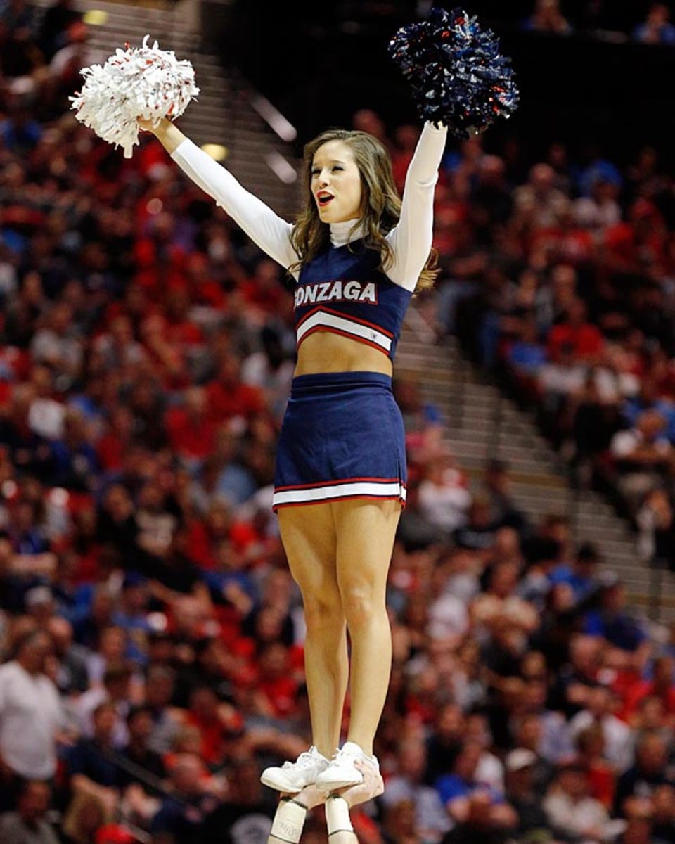 140326180555-gonzaga-cheerleaders-269140323-009-gonzaga-vs-arizona-single-image-cut.jpg