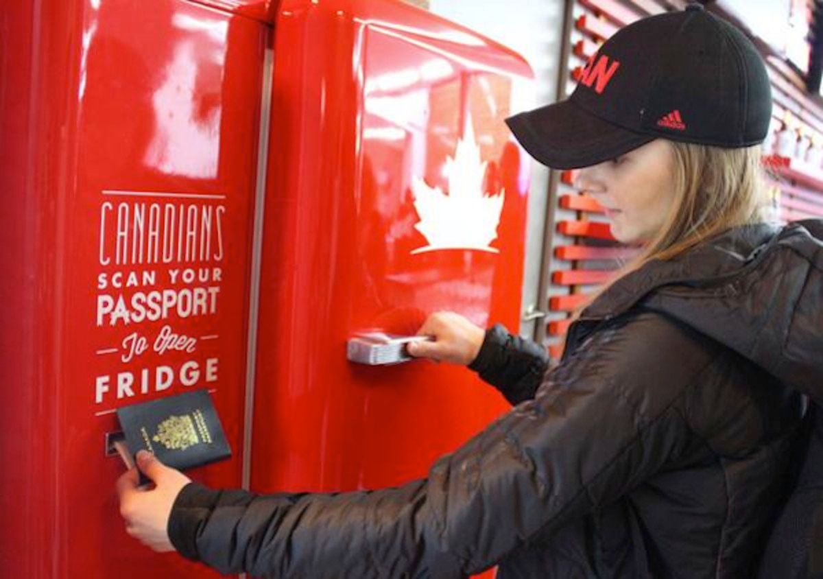 Molson Places Beer Fridge in Sochi That 