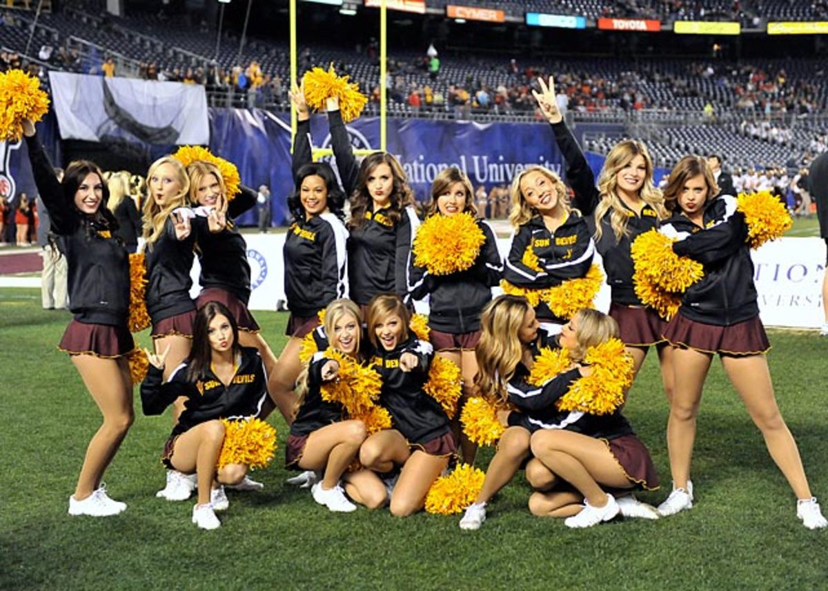 140103163321-holiday-bowl-arizona-state-cheerleaders-asu-spirit-squad-paul-yee-dsc-5733-single-image-cut.jpg