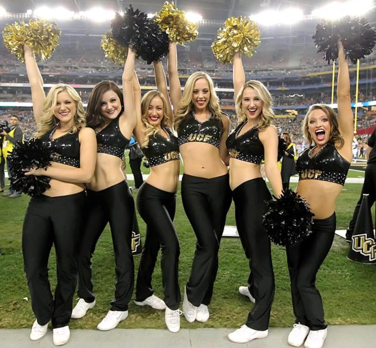 140103163214-fiesta-bowl-ucf-cheerleaders-ucf-dance-bruce-yeung-by4-5999-single-image-cut.jpg