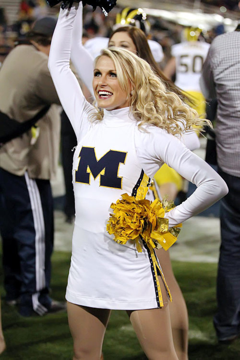 140103163047-buffalo-wild-wings-bowl-michigan-cheerleaders-dam131228006-kstate-v-michigan-single-image-cut.jpg