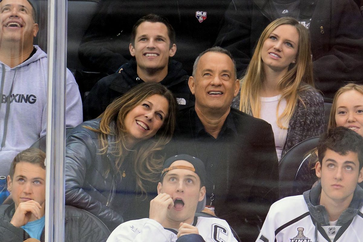 2013-1130-Tom-Hanks-Rita-Wilson.jpg