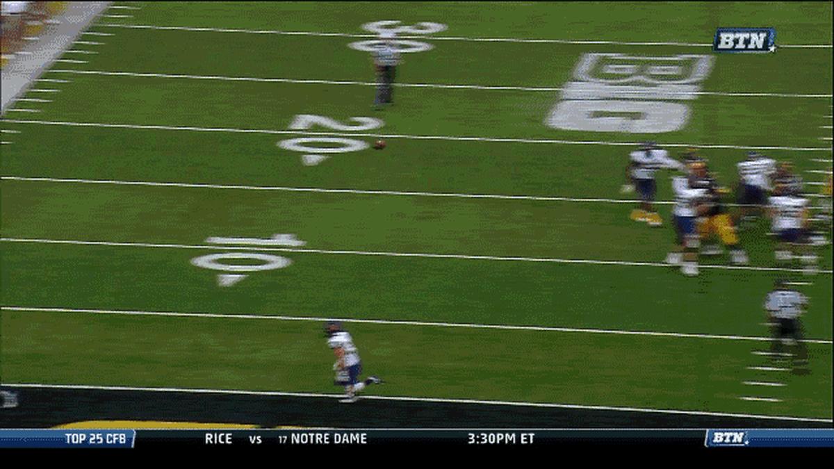 TeVaun Smith Iowa catch