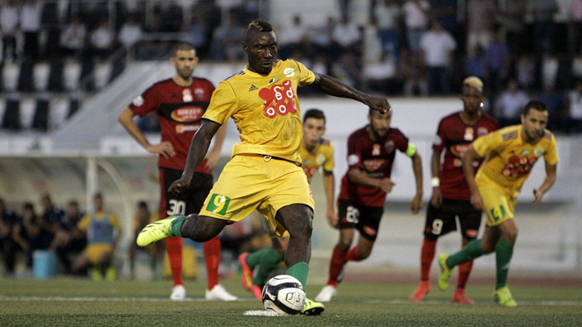 Algerian League Player Dies After Being Hit By Rock Thrown From Stands 