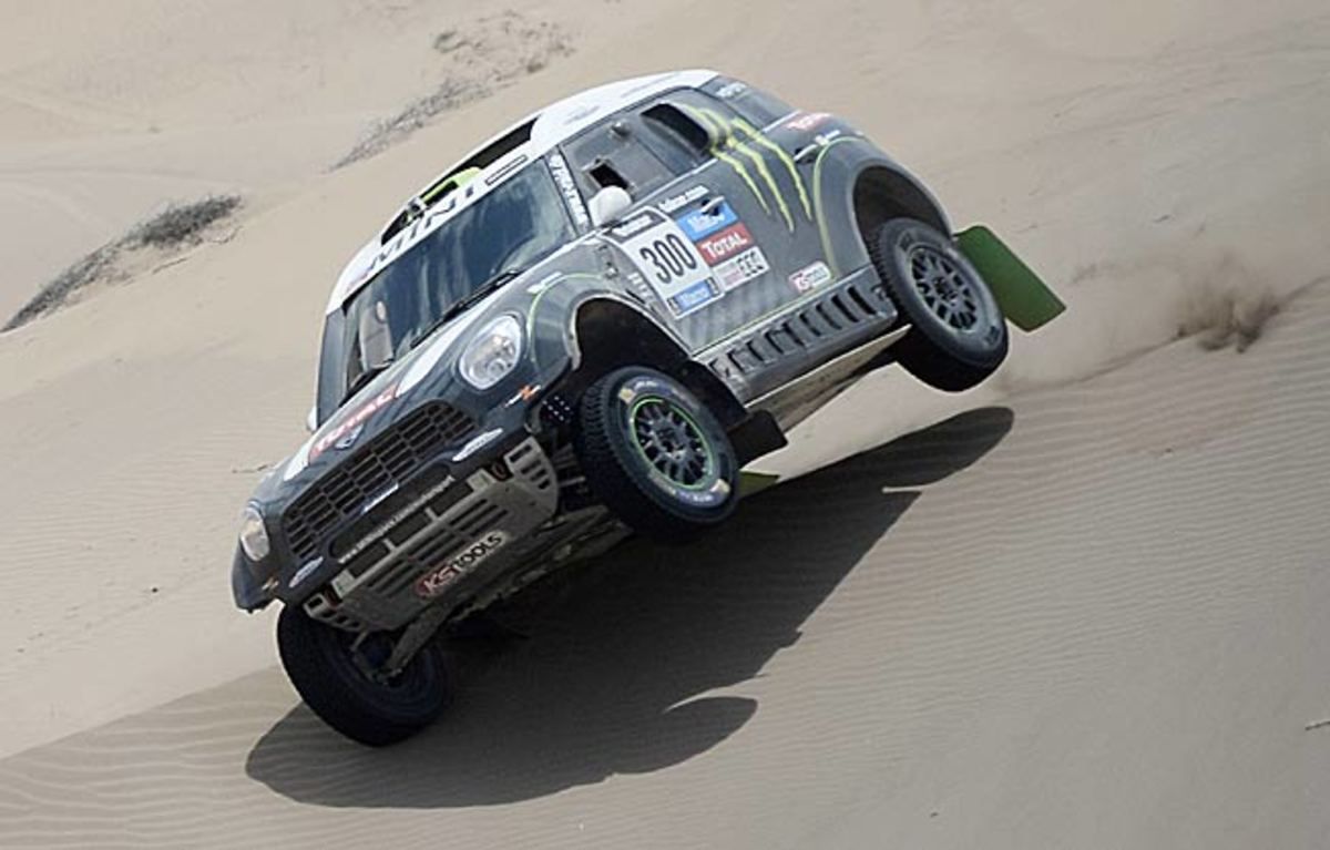 Dakar leader Stephane Peterhansel surely knows what he's dune in the world's toughest rally.