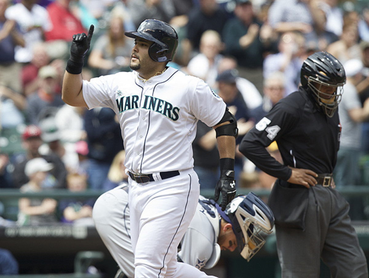 Exprospect Jesus Montero swats first homer in over a year for Mariners