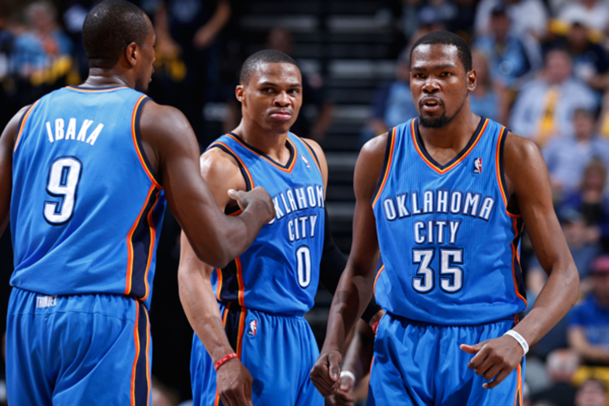 Oklahoma City store sells out of Kevin Durant jerseys by dropping