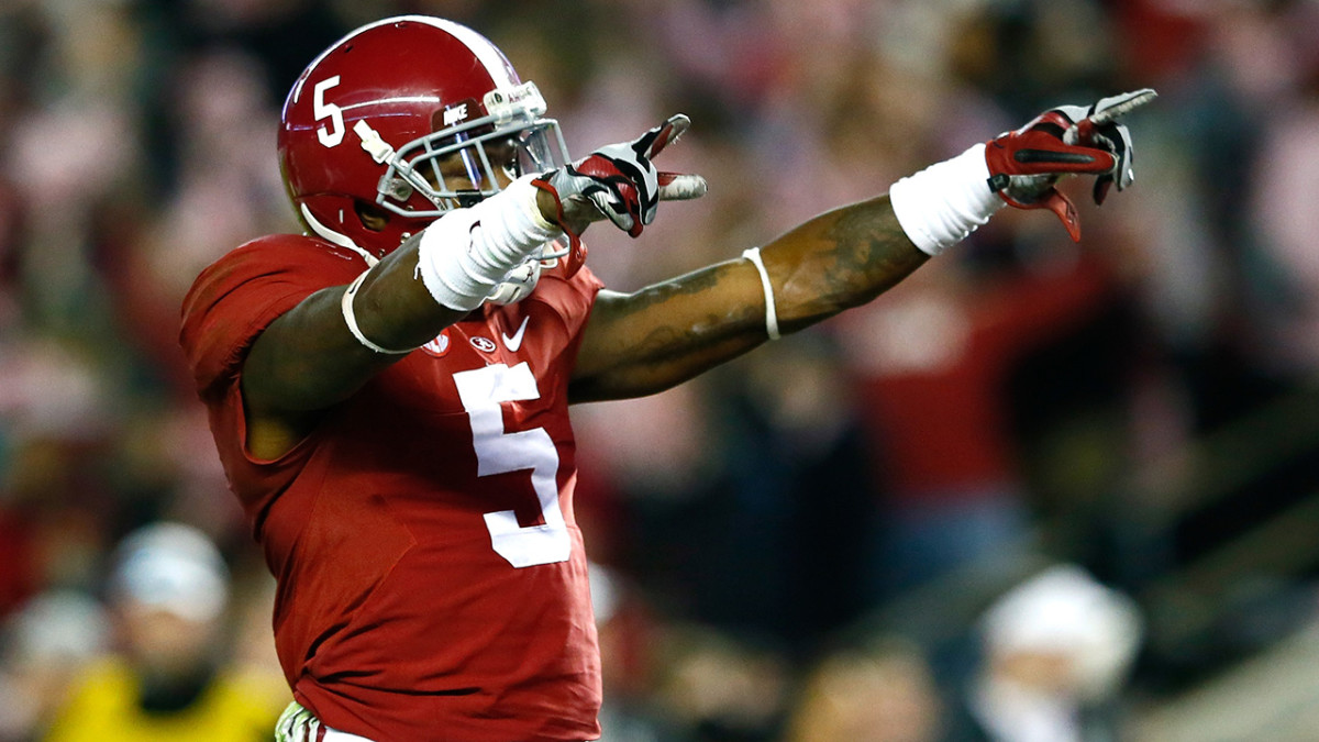 Alabama moves up to No. 1 in latest College Football Playoff rankings