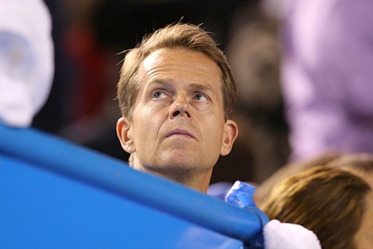 Stefan Edberg looking concerned for his charge.(Mark Kolbe/Getty Images)