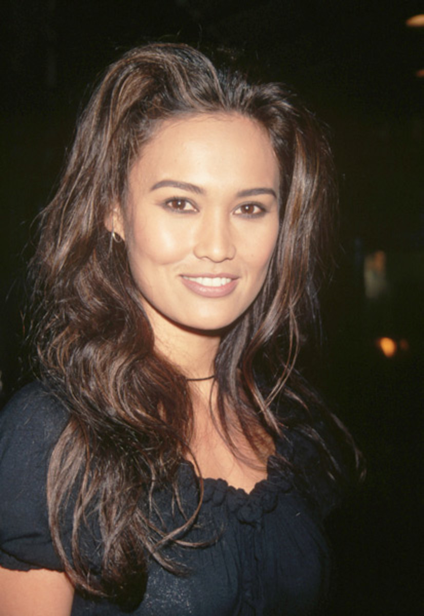 tia-carrere2.jpg