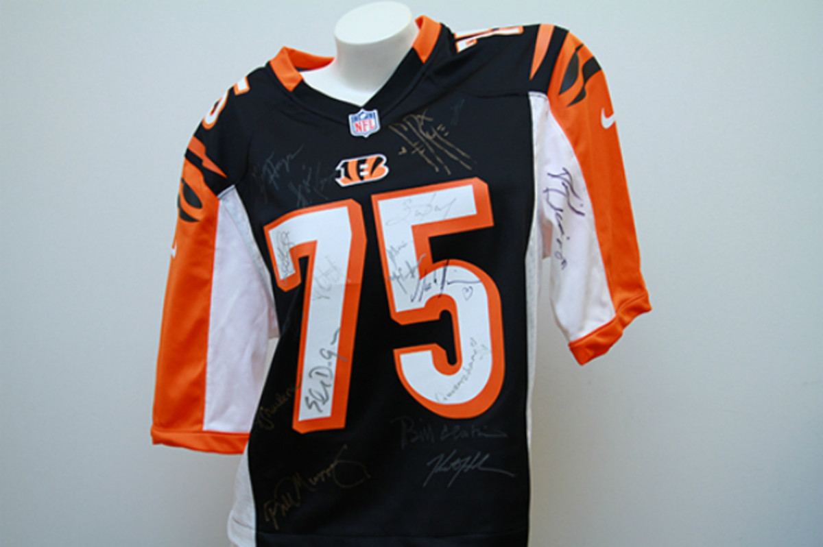 Devon Still jersey auction