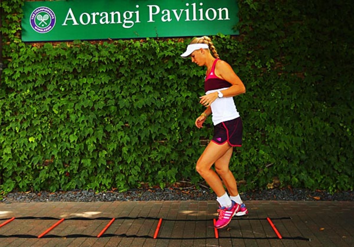 Caroline-Wozniacki-Wimbledon-practice-courts.jpg
