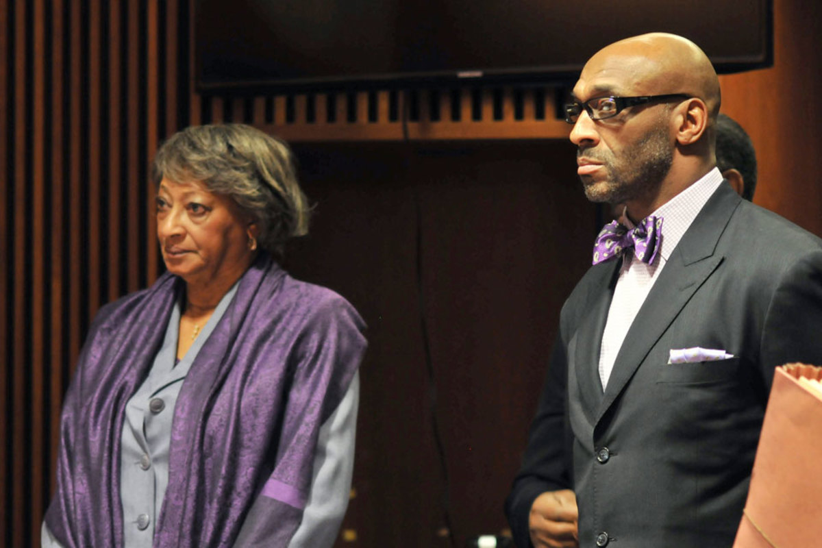 Fryar and his mother, Allene McGhee, at a court appearance in January. (Dennis McDonald/Burlington County Times/AP)