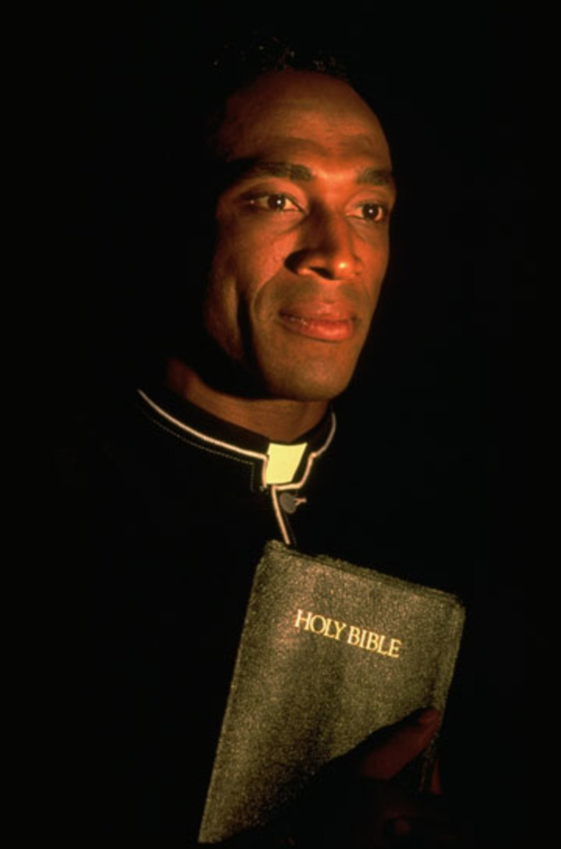 After a jailhouse revelation, Fryar became an ordained Pentecostal minister in the early ’90s. (Bill Frakes/Sports Illustrated) 