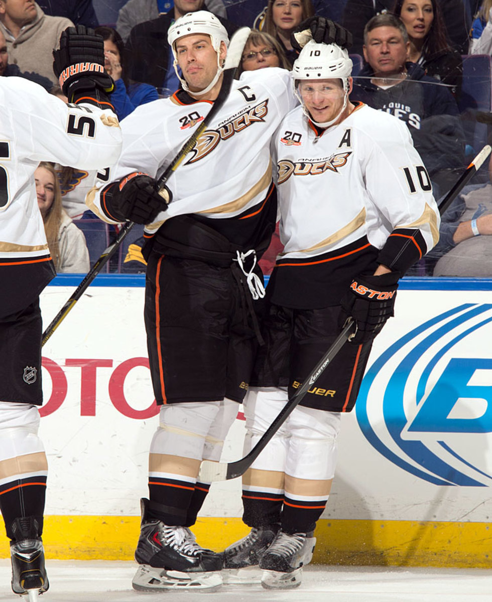 Ryan-Getzlaf-Corey-Perry-X157445-TK1_0014.jpg
