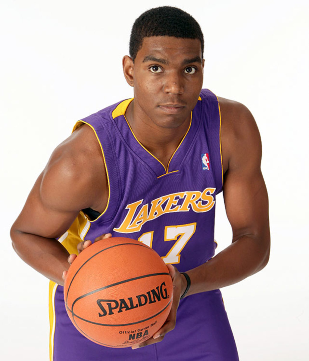140618163002-andrew-bynum-single-image-cut.jpg