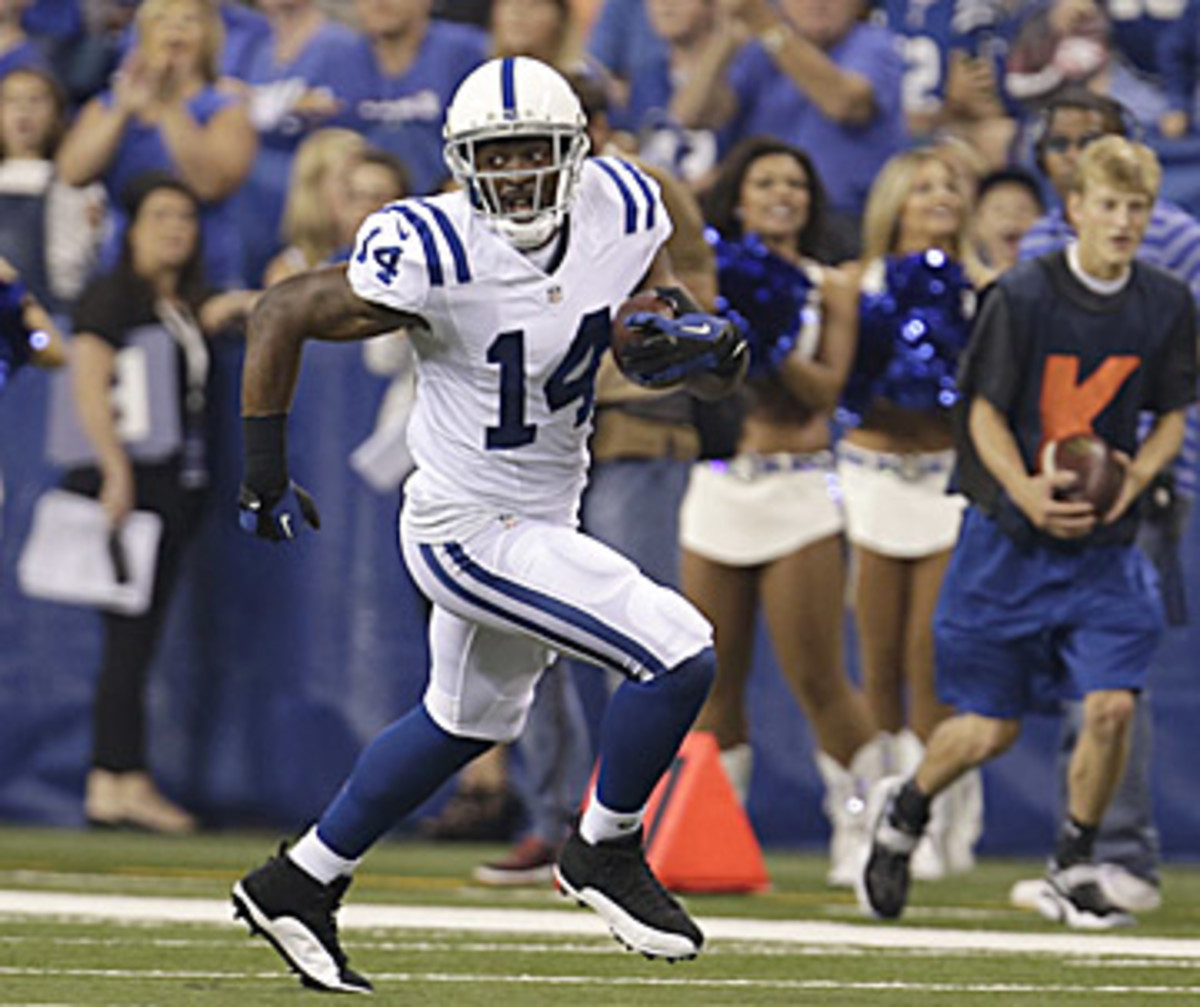 If healthy, Hakeem Nicks should mesh nicely with Luck. (AJ Mast/AP)