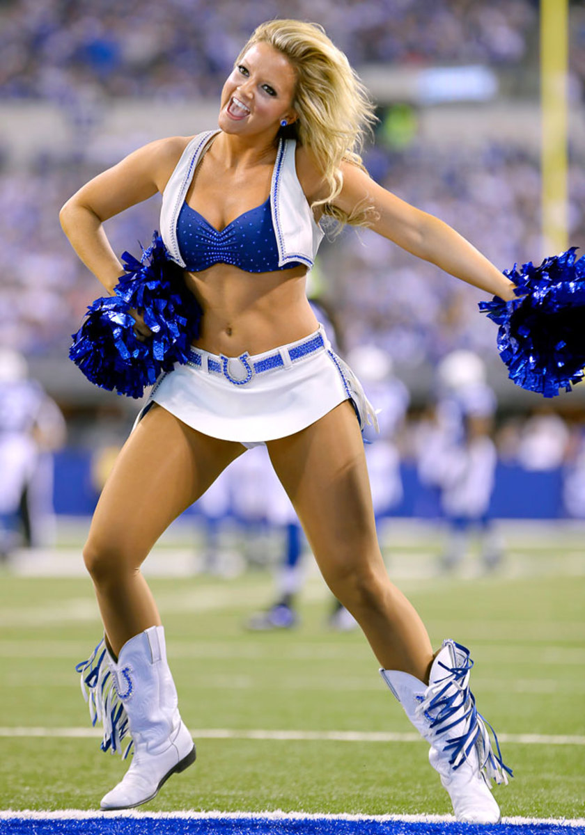 Indianapolis-Colts-cheerleaders-CAD113014_1279_Redskins_at_Colts.jpg