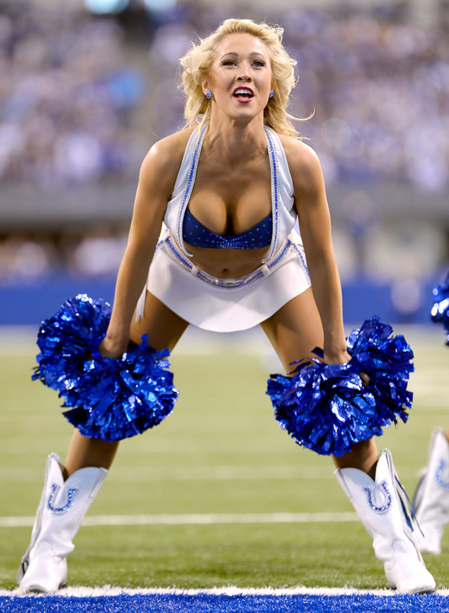 Indianapolis-Colts-cheerleaders-CAD113014_1277_Redskins_at_Colts.jpg