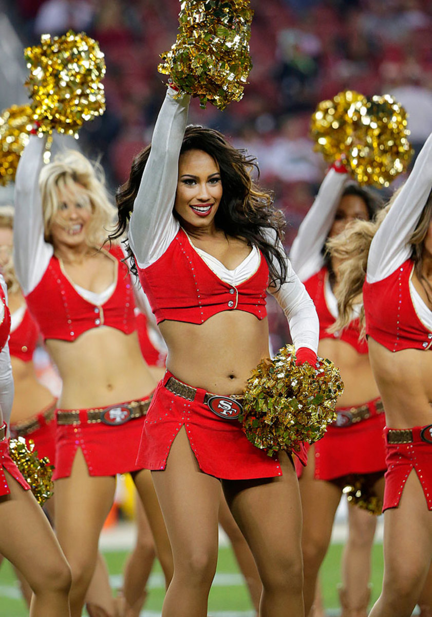 San-Francisco-49ers-Gold-Rush-cheerleaders-AP565972629133_14.jpg