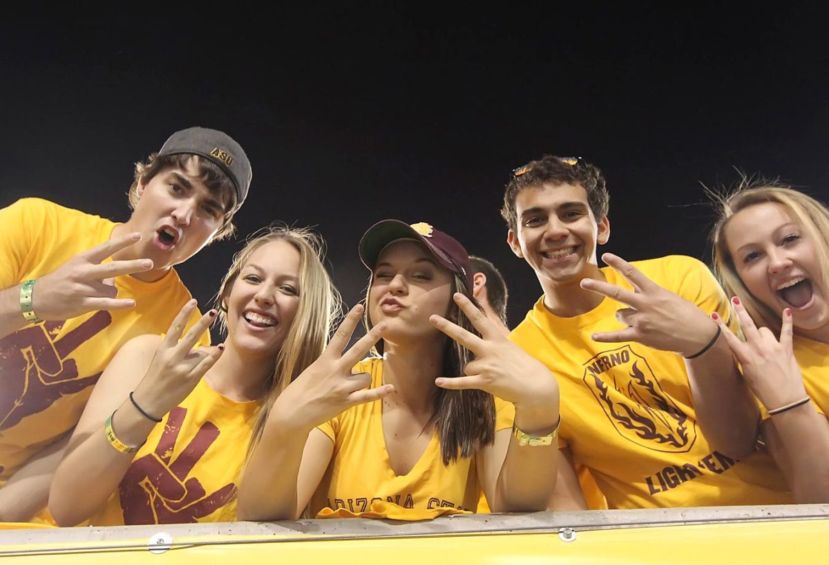 Arizona_State_Superfans-BY4_8072.jpg