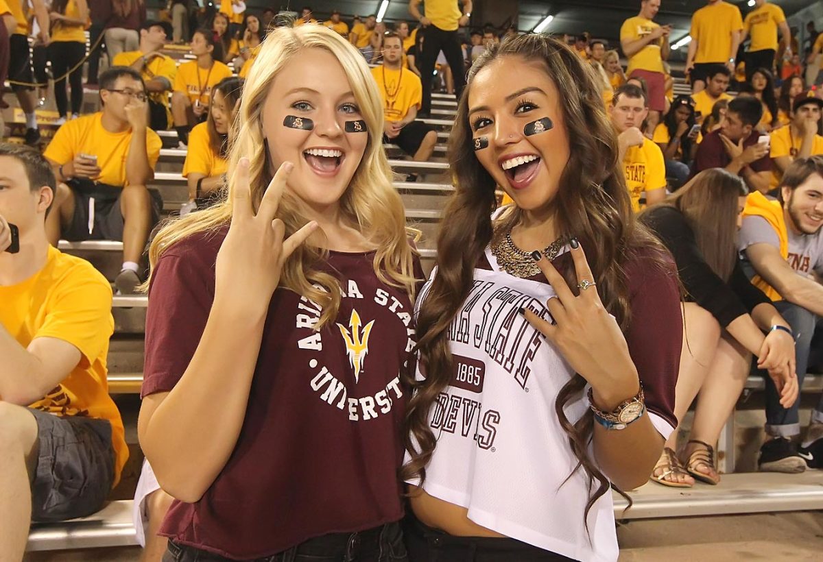 Arizona_State_Superfans-BY4_8053.jpg