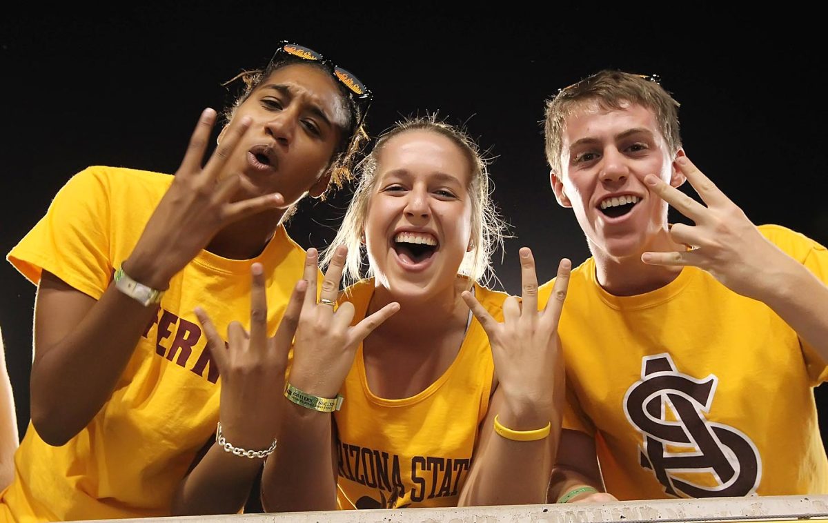 Arizona_State_Superfans-BY4_8071.jpg