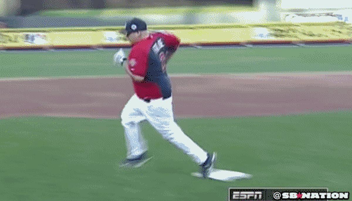 Fat-joe-running-bases-all-star_0.gif