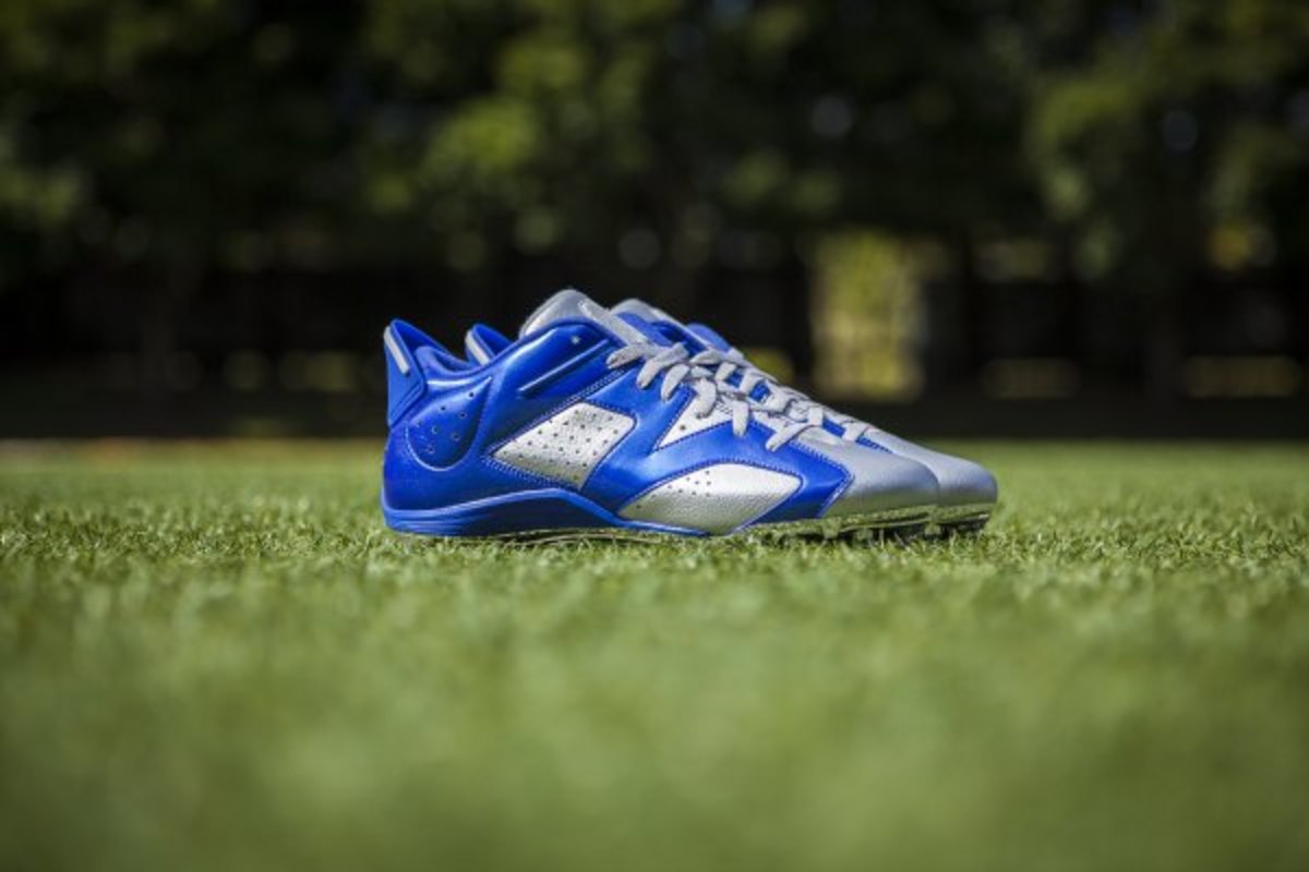 nfl players wearing jordan cleats