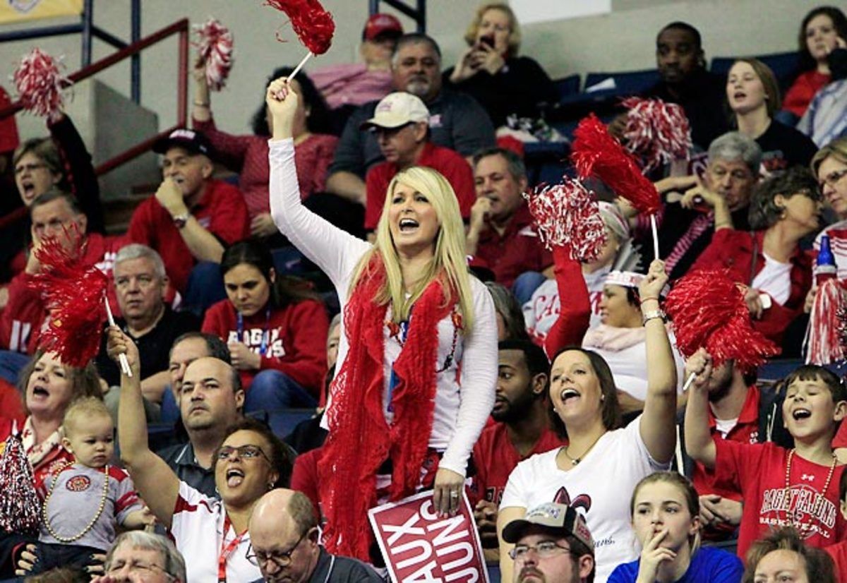 140317124819-louisiana-lafayette-wku-v-la-lafayette-single-image-cut.jpg