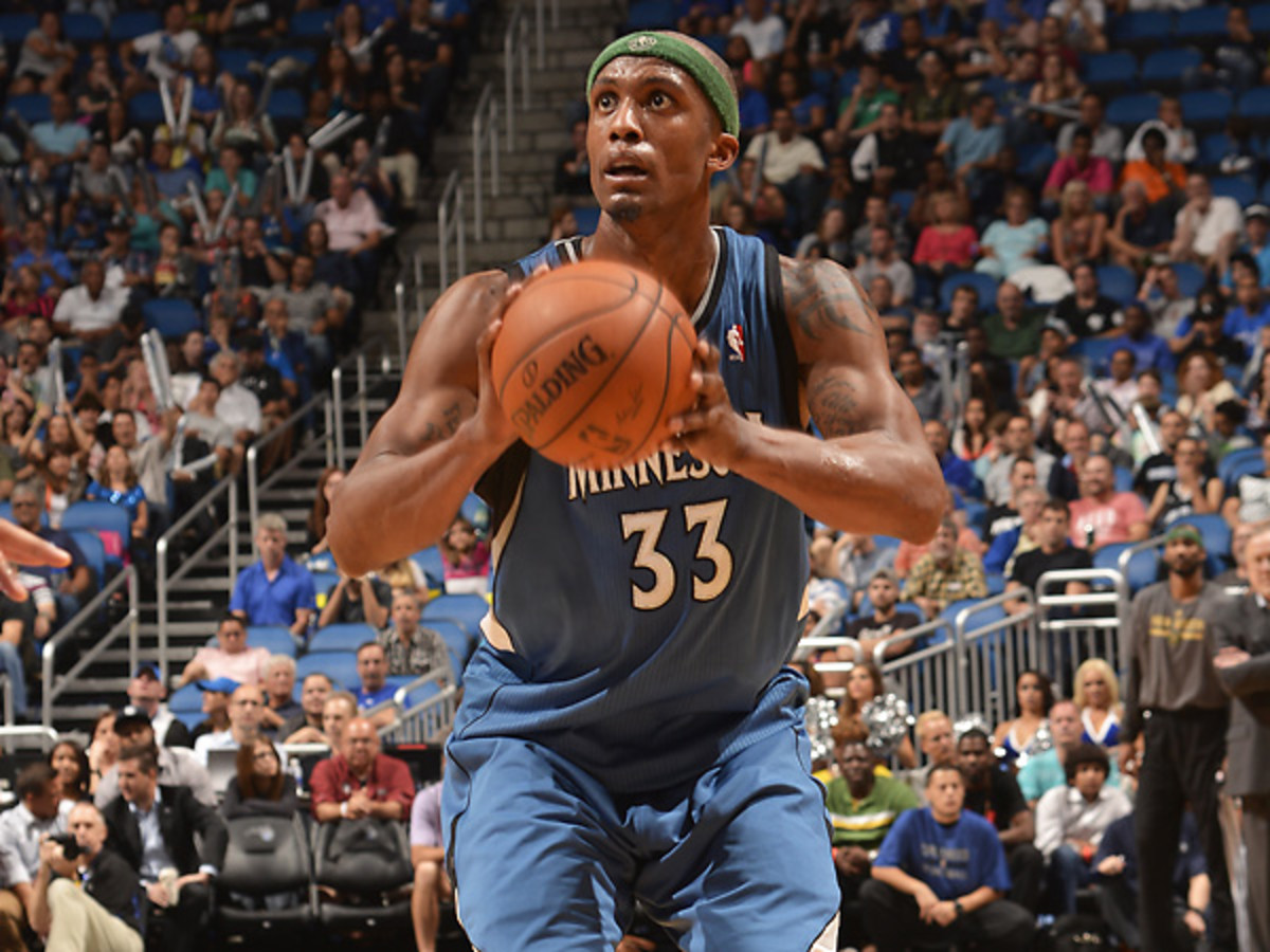Dante Cunningham (left) is averaging 6.1 points and 4.1 rebounds this season. (Fernando Medina/NBAE via Getty Images)